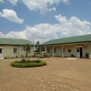 Exteriores de la maternidad de Antsirabe en Madagascar. Fundación AMIST.