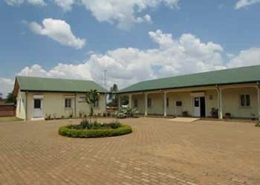 Exteriores de la maternidad de Antsirabe en Madagascar. Fundación AMIST.